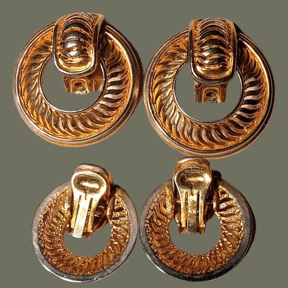 Vintage 80s Chunky Statement Goldtone Clip-on Earrings Bundle Monet et al. - Picture 6 of 6